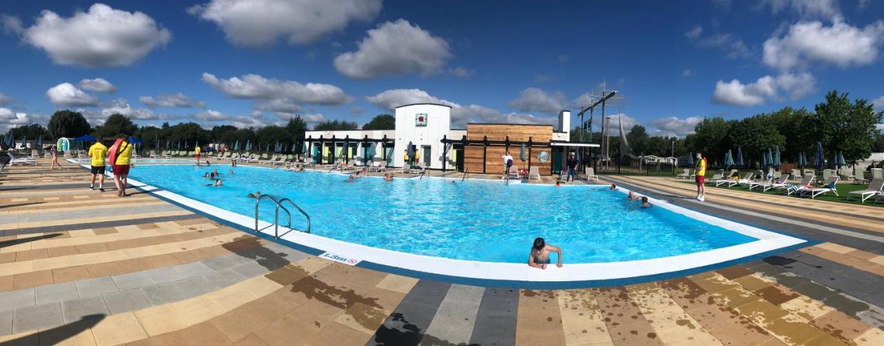 Tattershall Lakes Sunset View Caravan Lakeside, Hot Tub, Garden, Private Fishing Peg & Wifi Εξωτερικό φωτογραφία