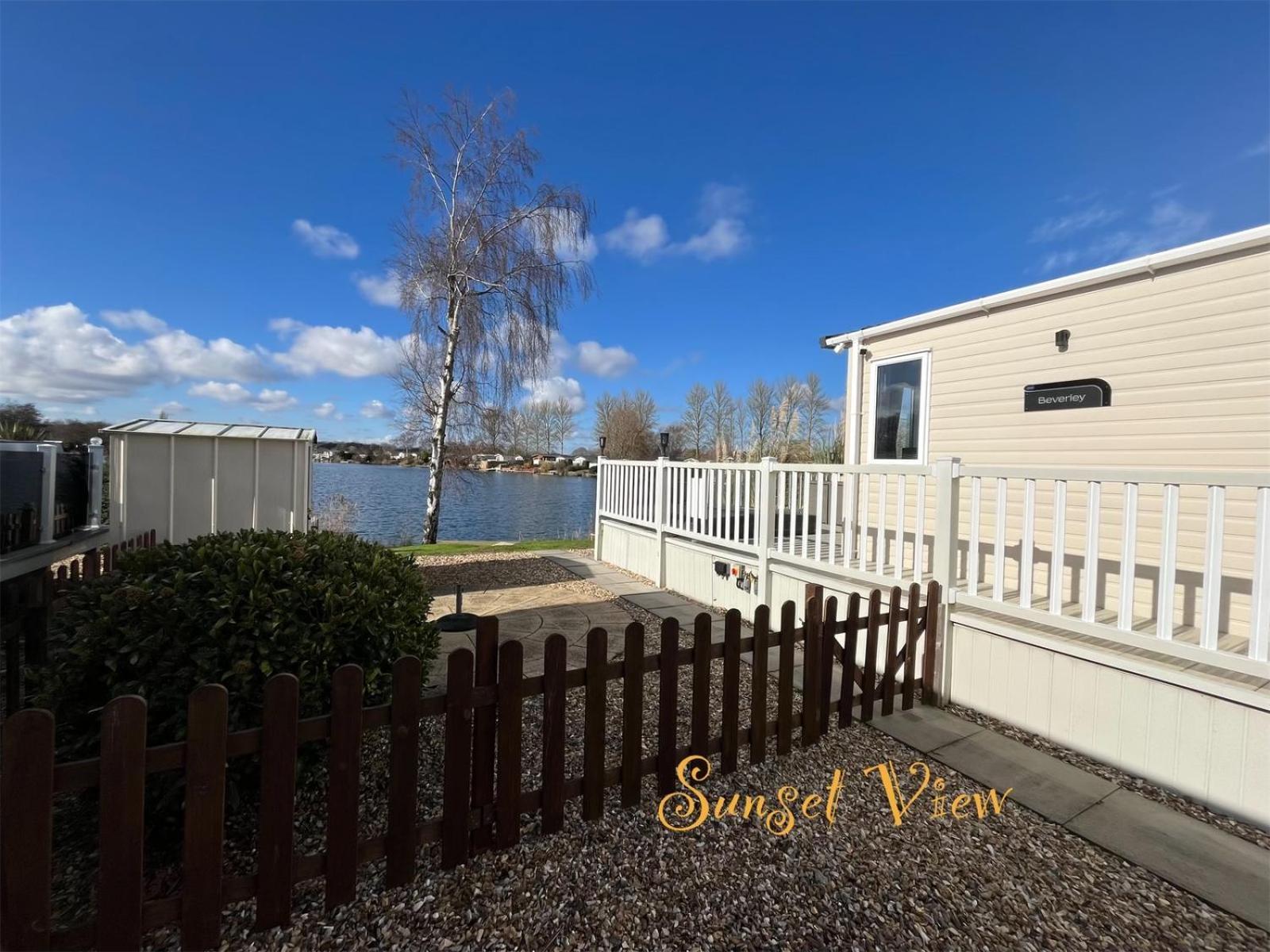 Tattershall Lakes Sunset View Caravan Lakeside, Hot Tub, Garden, Private Fishing Peg & Wifi Εξωτερικό φωτογραφία