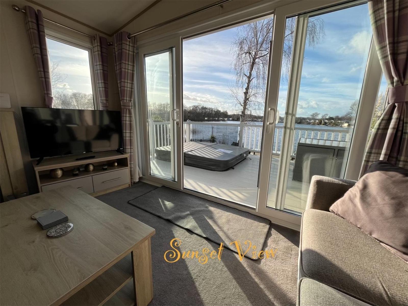 Tattershall Lakes Sunset View Caravan Lakeside, Hot Tub, Garden, Private Fishing Peg & Wifi Εξωτερικό φωτογραφία