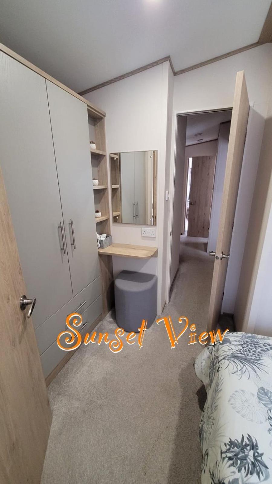 Tattershall Lakes Sunset View Caravan Lakeside, Hot Tub, Garden, Private Fishing Peg & Wifi Εξωτερικό φωτογραφία