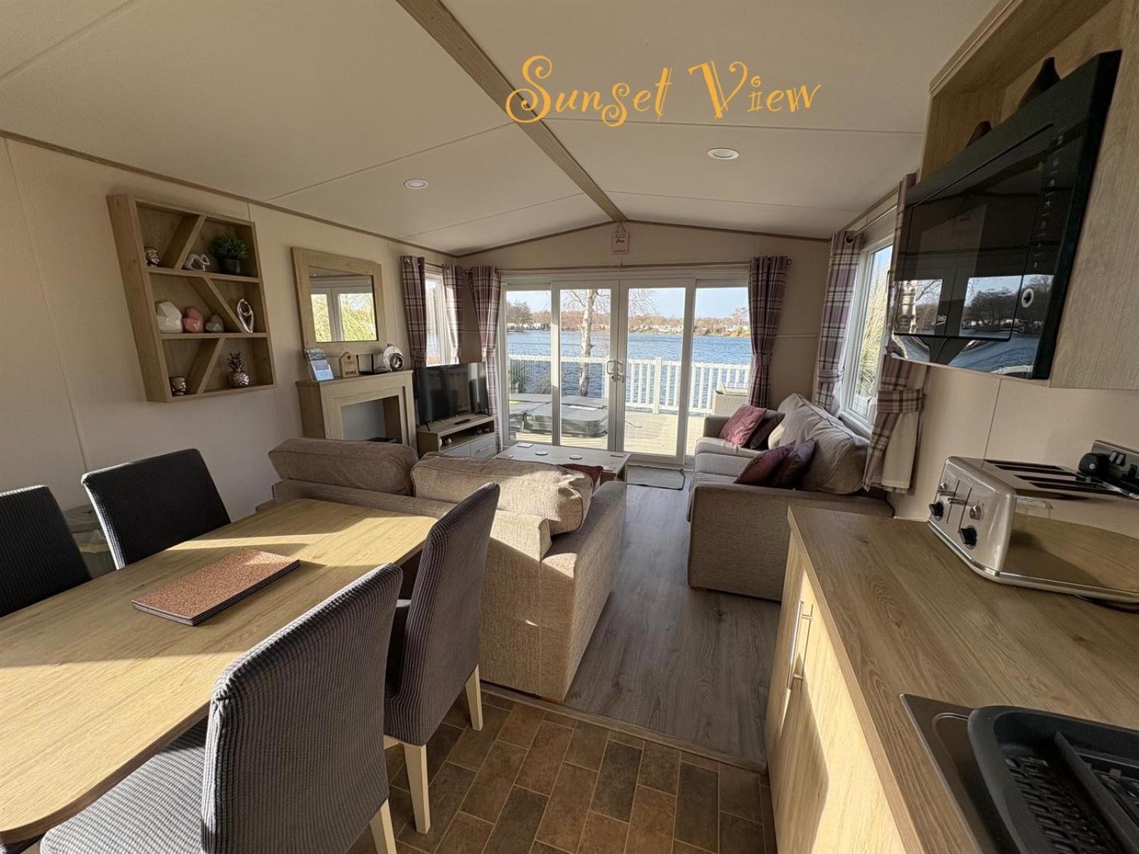 Tattershall Lakes Sunset View Caravan Lakeside, Hot Tub, Garden, Private Fishing Peg & Wifi Εξωτερικό φωτογραφία